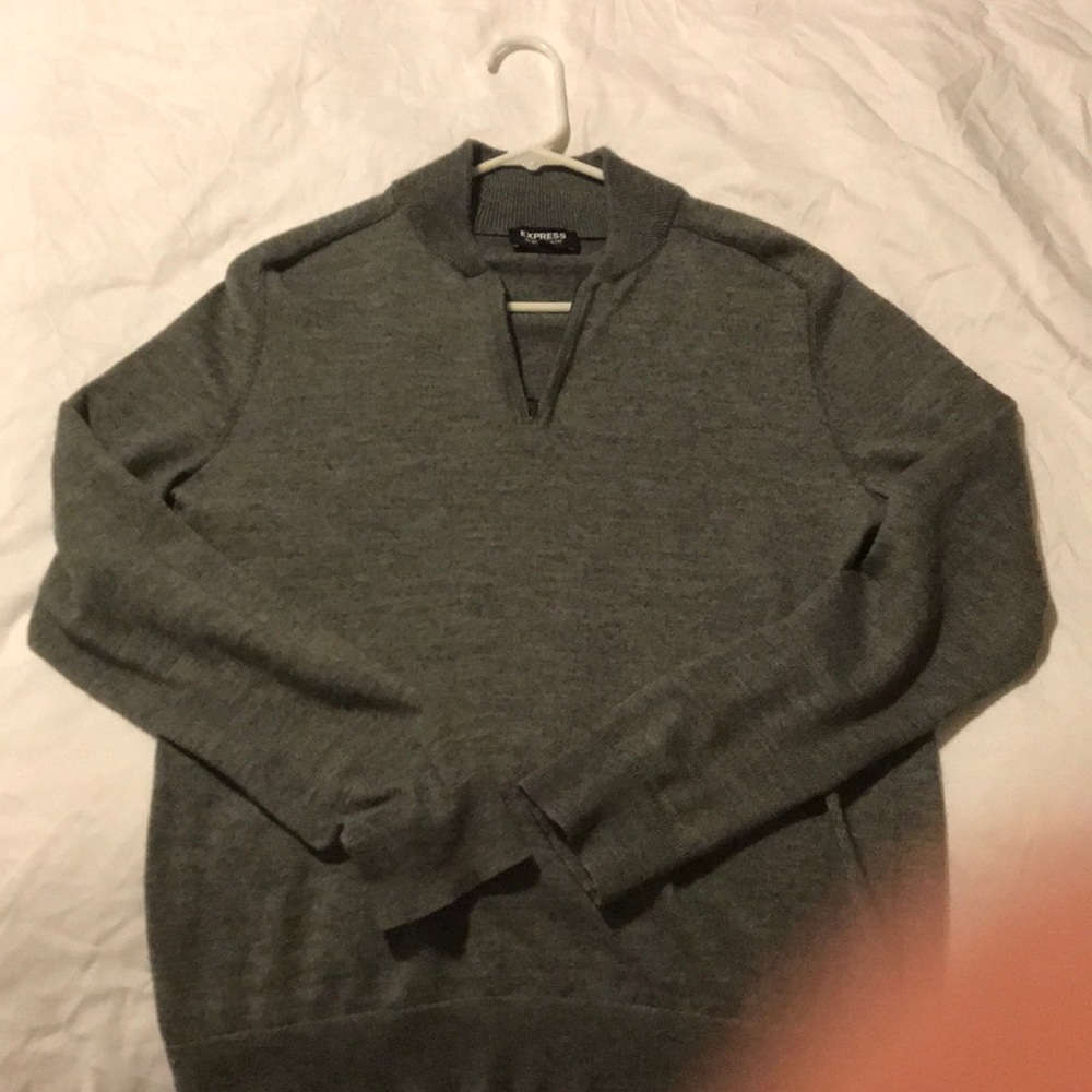 Men’s express sweater